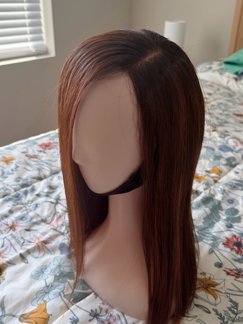 Brown Straight Women’s Wig - Classic Sleek Style